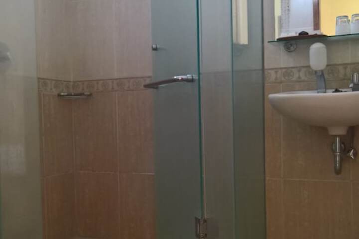 Room 19 of 25