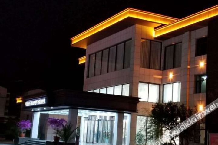 Hotel 6 of 38