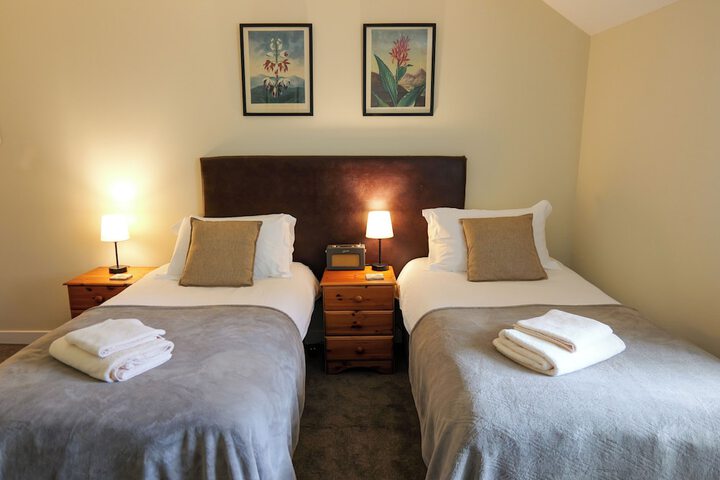 Room 6 of 59