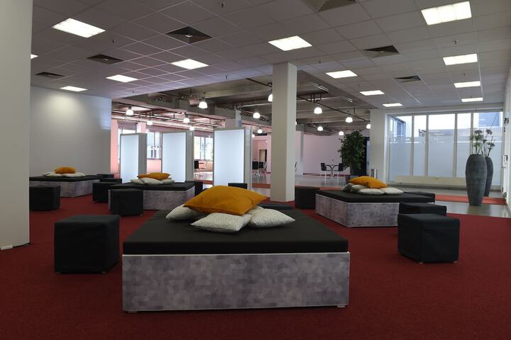 Guest Lobby