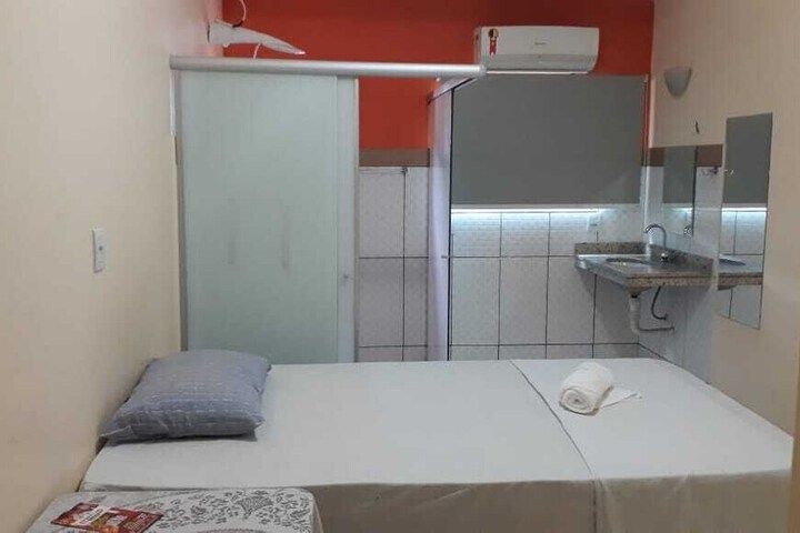 Room 10 of 50