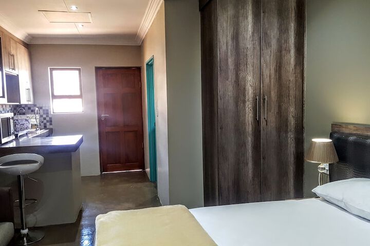 Room 53 of 89
