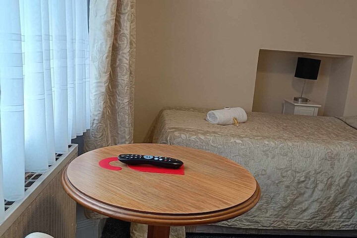 Room 174 of 283