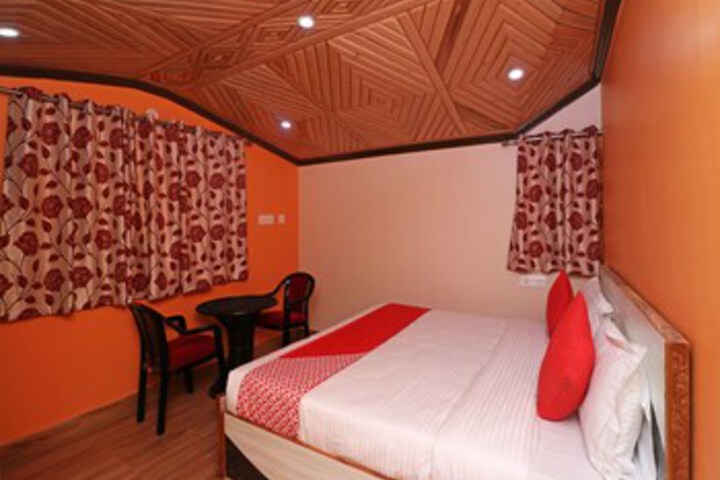 Room 17 of 24