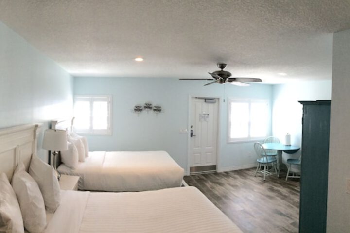 Room 6 of 58