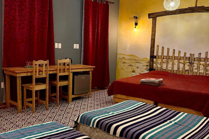 Room 44 of 160