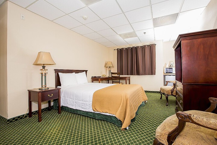 Room 14 of 35