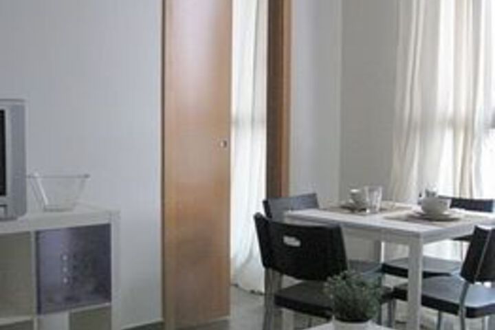 Room 15 of 18