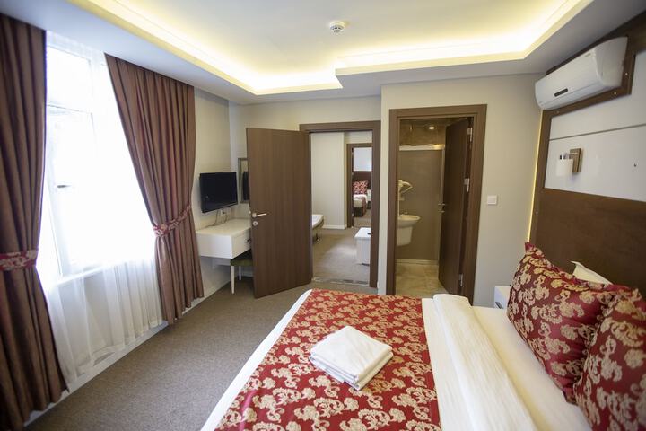 Room 15 of 54