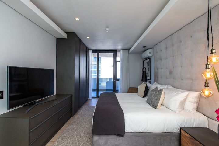 Room 6 of 21
