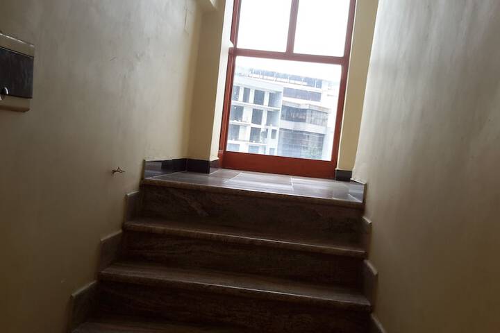 Room 16 of 31