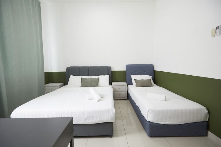 Room 75 of 173