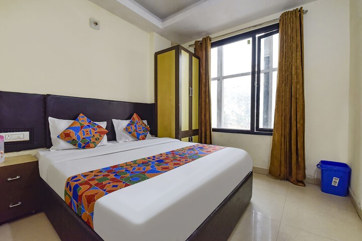 Room 14 of 24