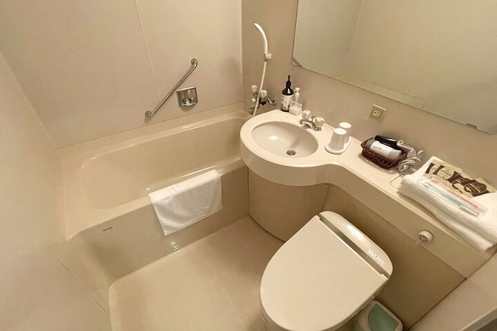 Clean Restrooms