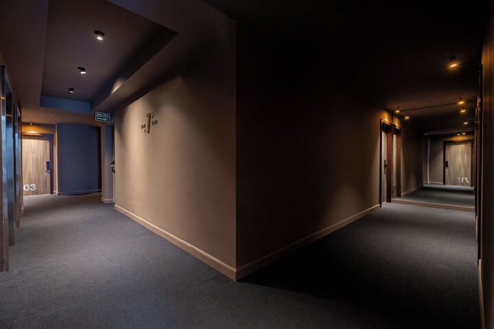 Hotel 90 of 93