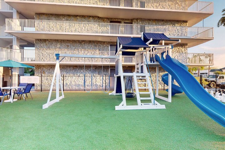 Children's play area - outdoor