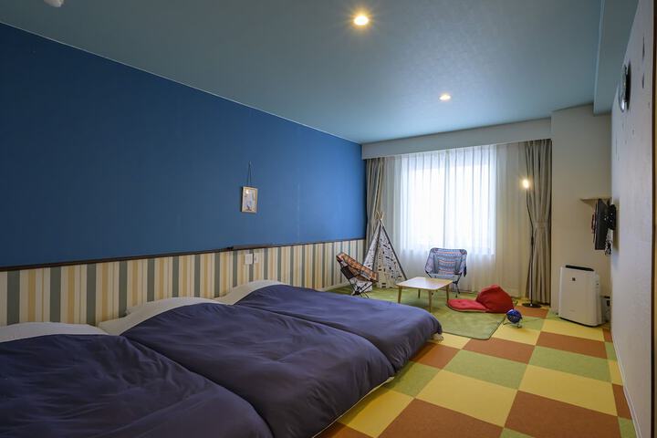Room 24 of 51