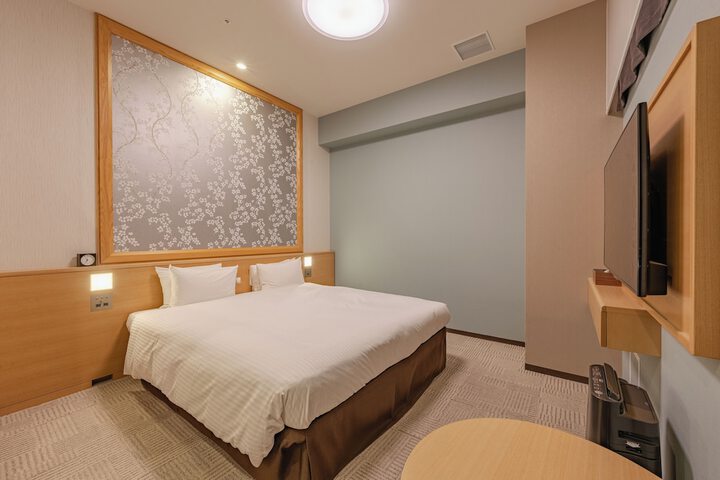 Room 9 of 56