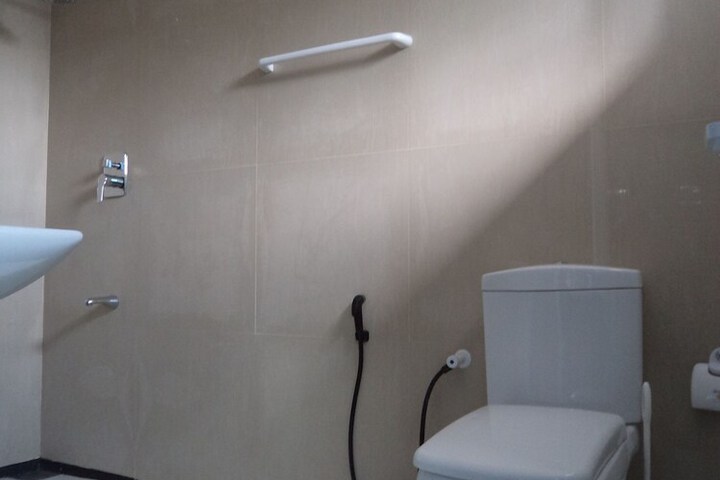Room 4 of 56