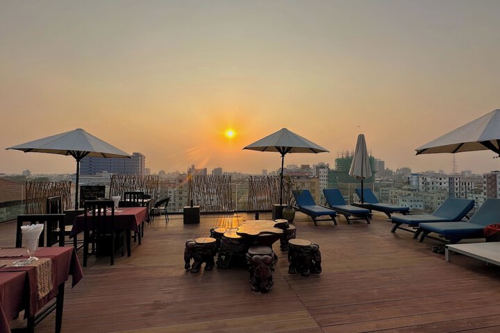 Sundeck 148 of 153
