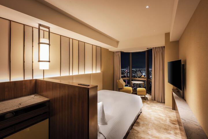 Room 82 of 155