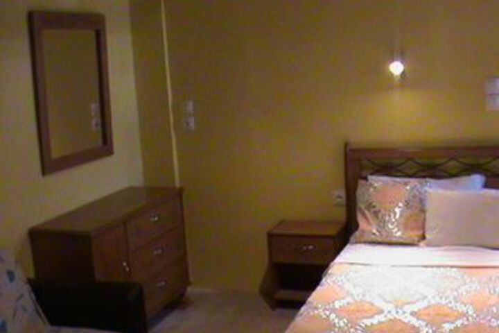Room 27 of 49