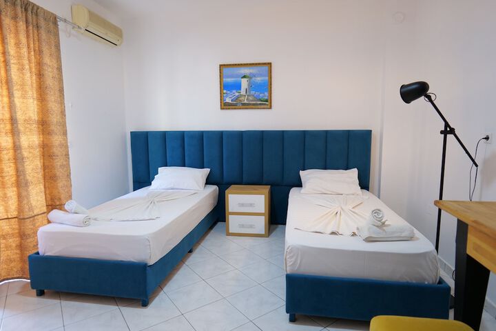 Room 14 of 62