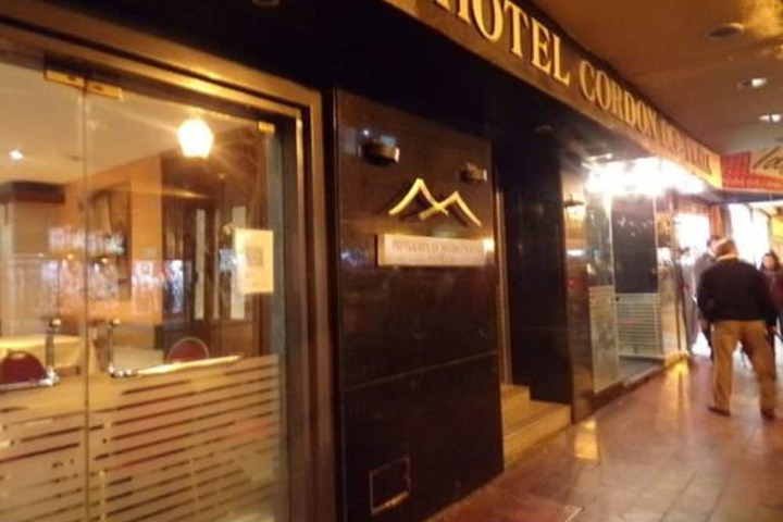 Hotel 33 of 34