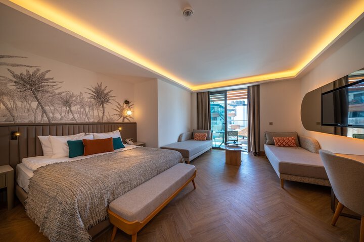 Room 15 of 251
