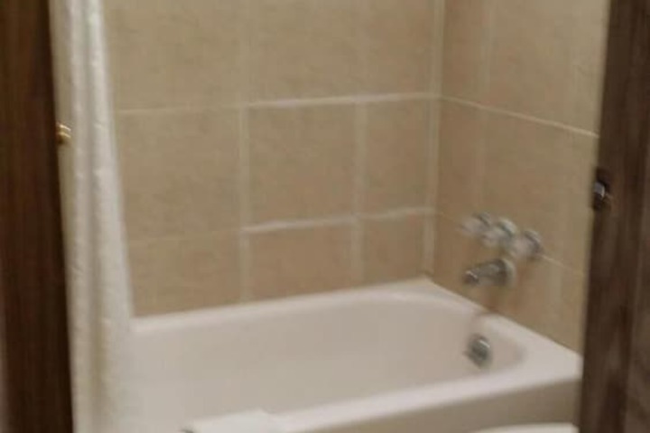 Room 14 of 27