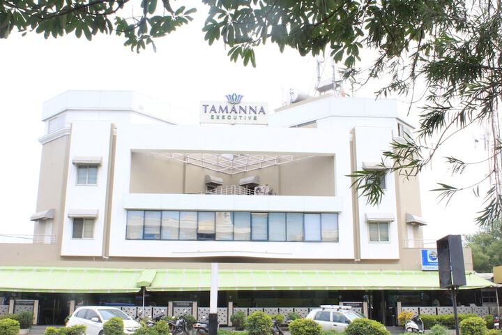 Hotel Entry
