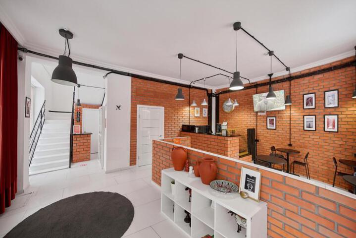 HANNAH INN budget hotel