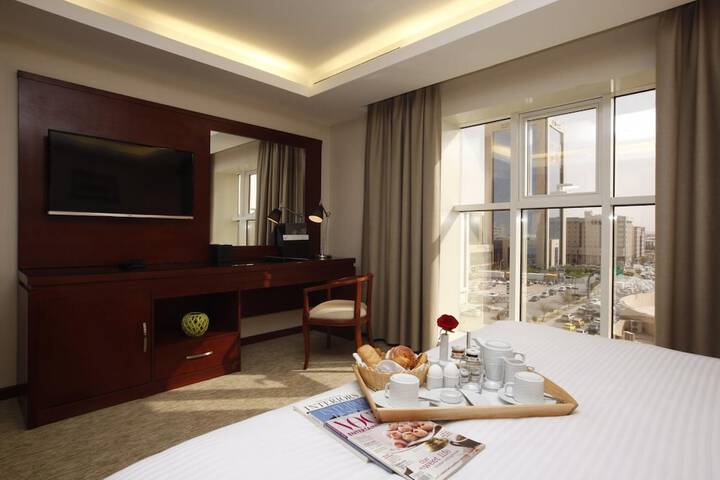 Room 34 of 43