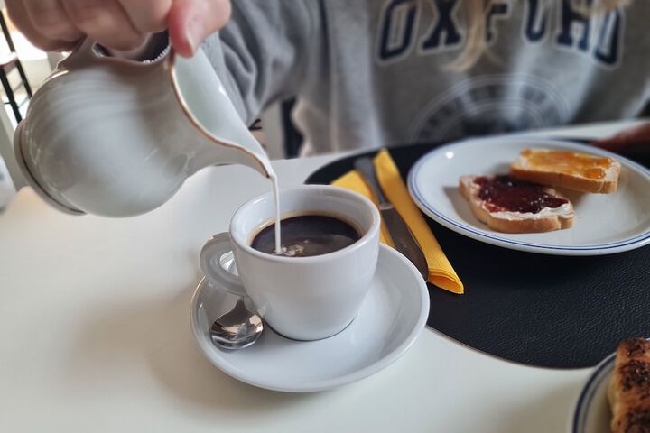 Breakfast/Coffee Service 36 of 40