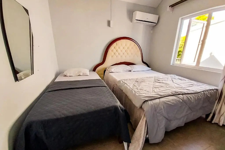 Room 2 of 21