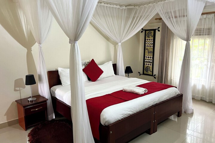 Room 21 of 29