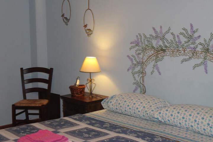 Room 10 of 41