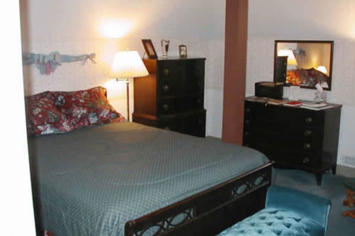Room 194 of 240