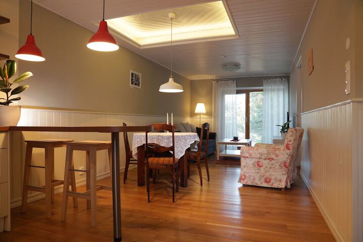 Room 9 of 42