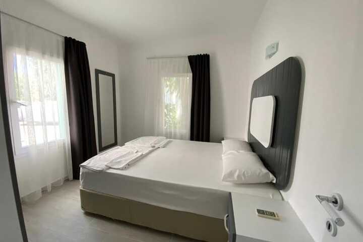 Room 7 of 22