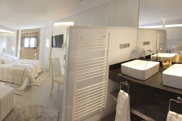 Room 7 of 47
