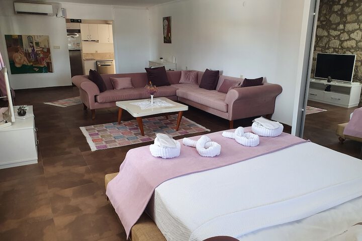 Room 3 of 30