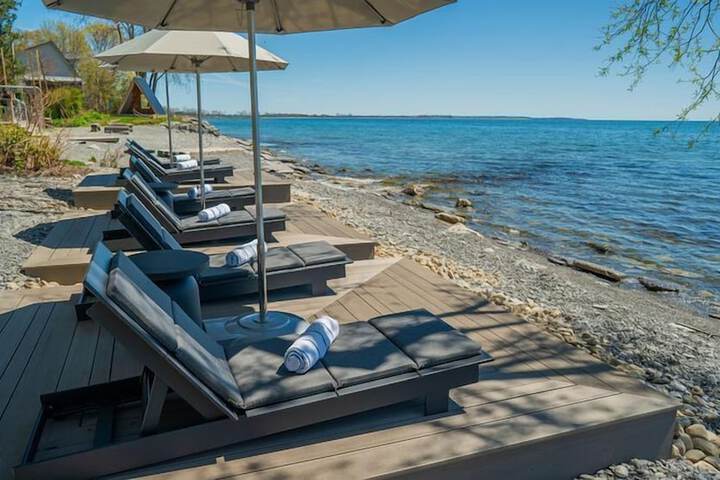 Sundeck 45 of 46