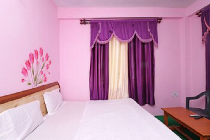 Room 14 of 22