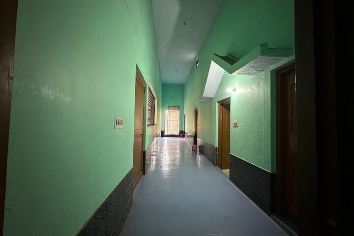 Room 18 of 94