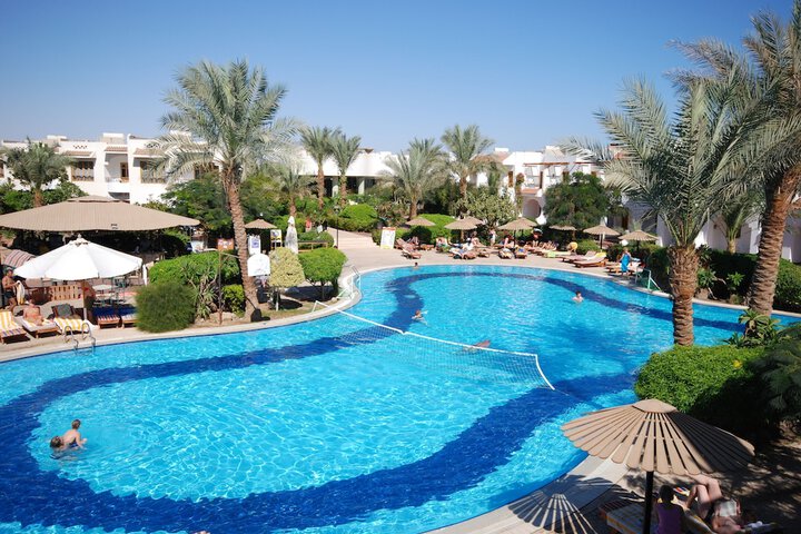 Pool 58 of 103