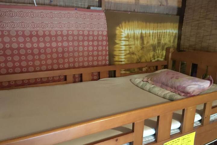Room 6 of 31