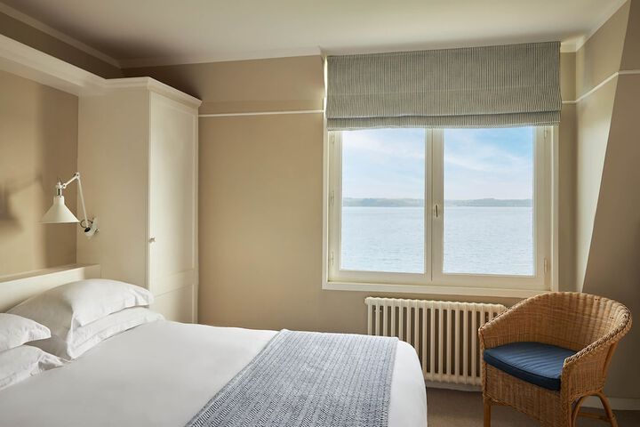 Room 12 of 86