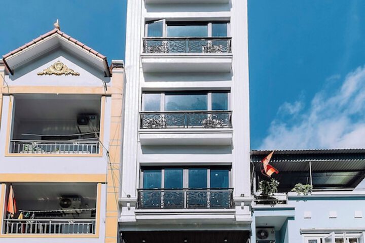 Cat Ba Nam Phong Hotel