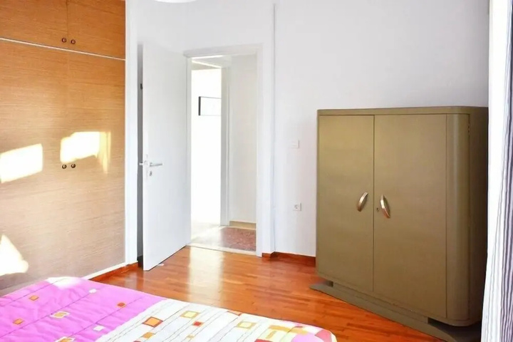 Room 3 of 14